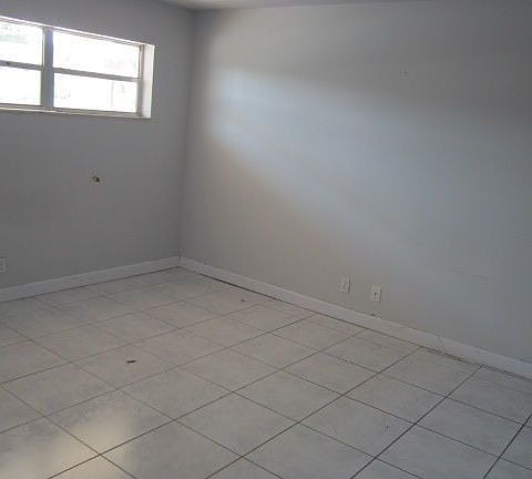 2nd image of 9523 S Hollybrook Lake Dr APT 204
