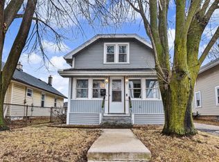 1203 Lincoln AVENUE, Waukesha, WI 53186