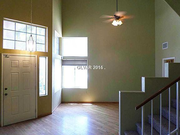 4th image of 4701 English Ivy Ct