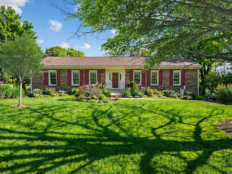 1st image of 131 Vincewood Dr