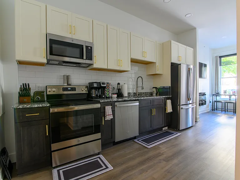 205 State St #1 — Photo 4
