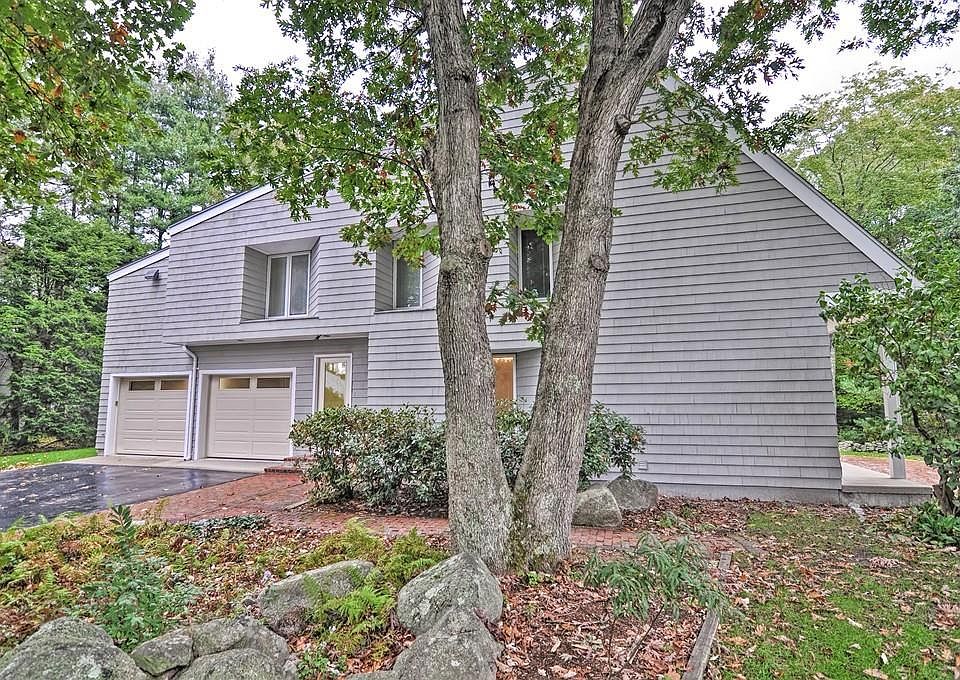 1st image of 42 Fairway Ln