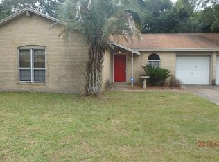 8012 Coronet Dr, Pensacola, FL 32514