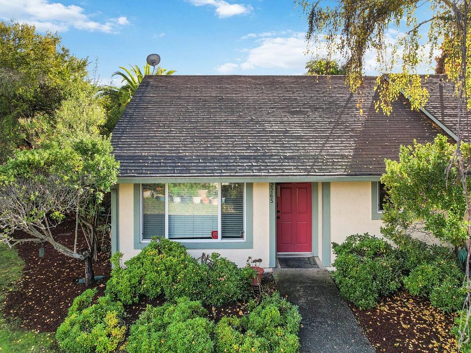 2265 Chanticleer Ave Santa Cruz CA 95062 Zillow