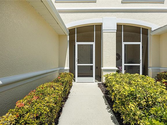 2nd image of 13130 Broadhurst Loop #404