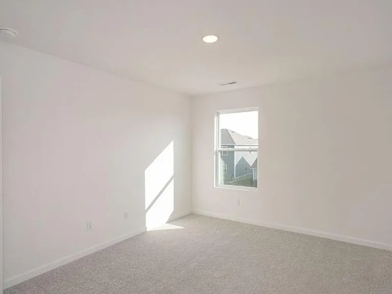 3807 Lantern Ln — Photo 20