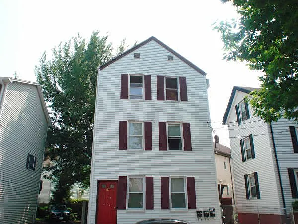 40 Bristol St #2 — Photo 4
