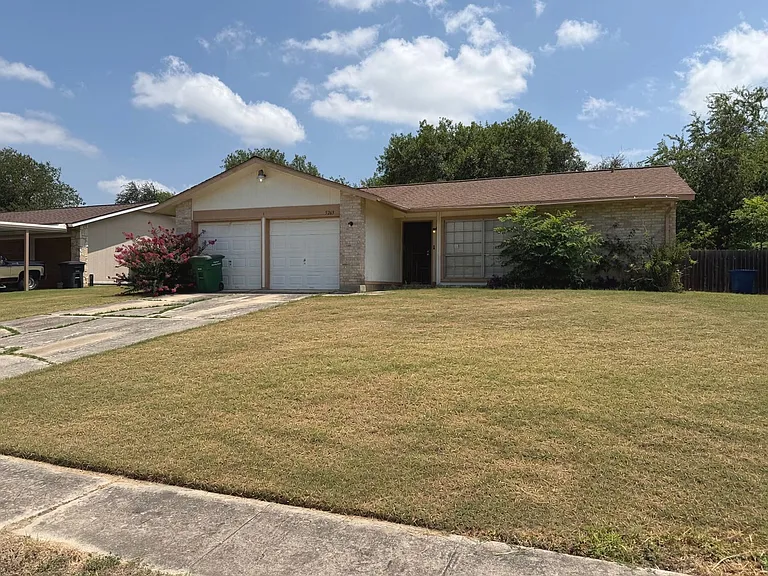 5263 Charolais Dr — Photo 1