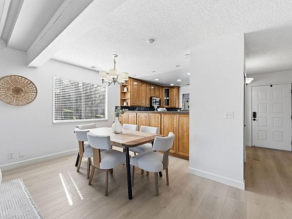 5th image of 6023 Joaquin Murieta Ave APT A