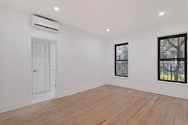 Rented by BARNES New York