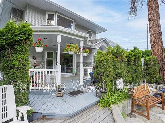 2nd image of 494A Sheila Cres