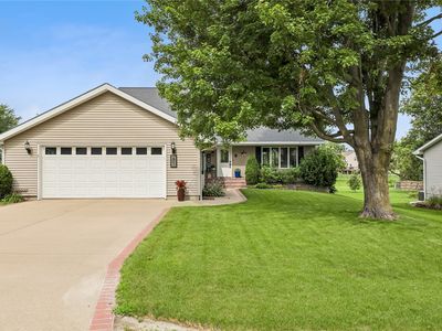 81 4th Ave, Atkins, IA, 52206
