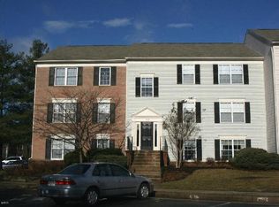 112 Fort Evans Rd SE APT B, Leesburg, VA 20175