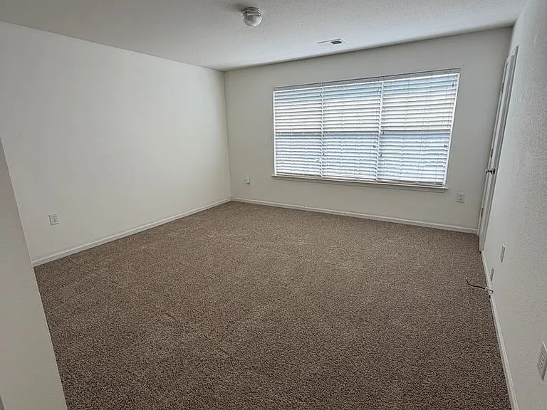 10211 Turkey Point Dr — Photo 9