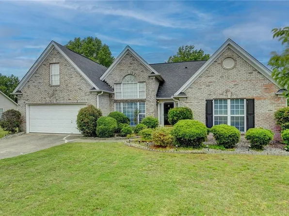 3865 Portico Run Dr, Buford, GA 30519