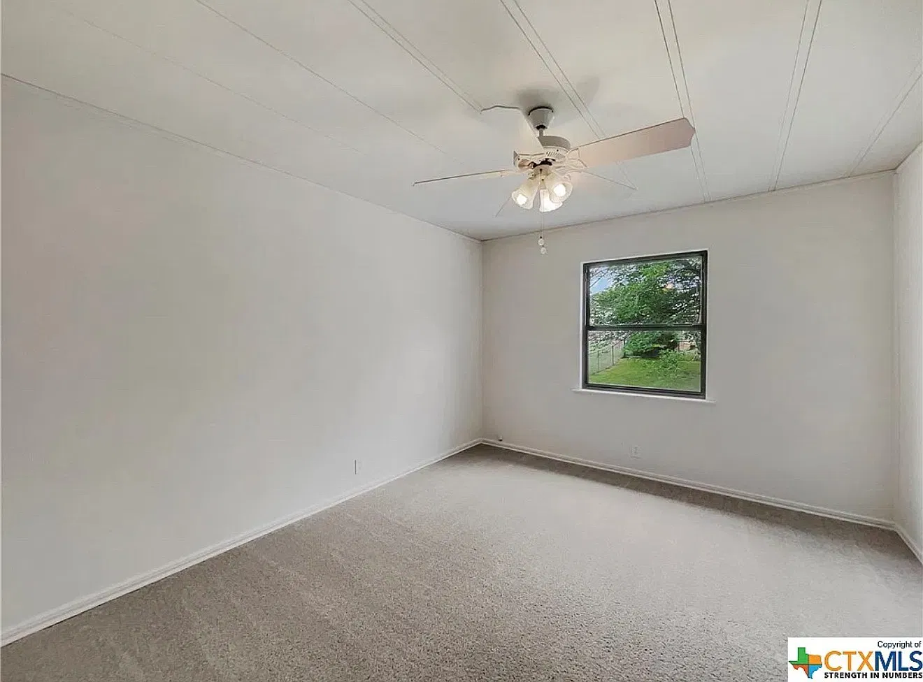 3 bed, 1452 sqft, $1,600 — Photo 3