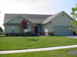 4316 Stable Path Dr, Maumee, OH 43537