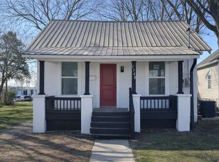 1740 W Olive Street, Springfield, MO 65802