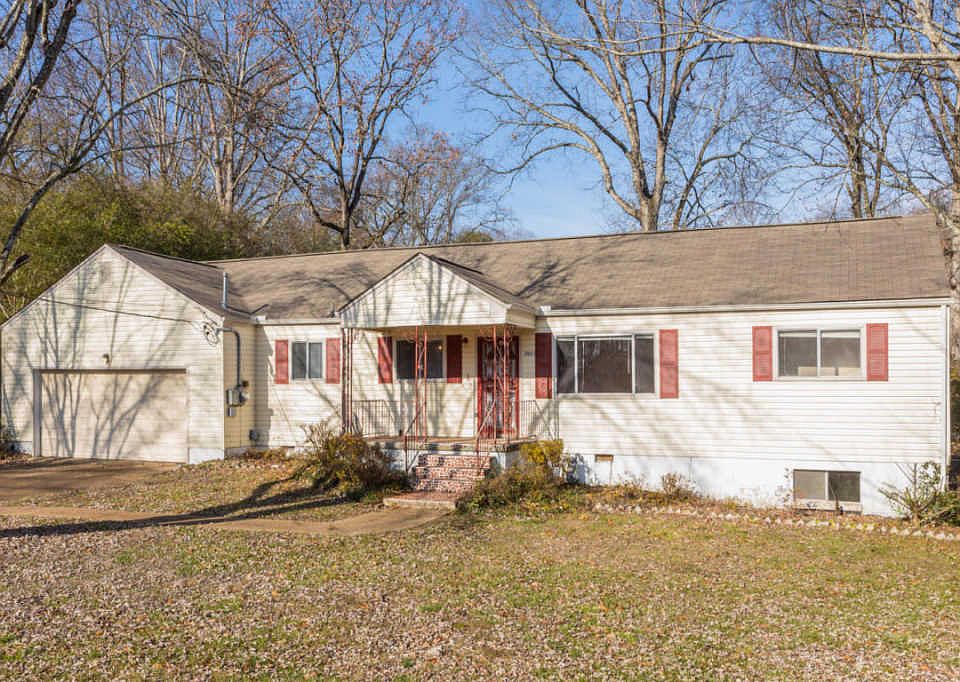1st image of 3829 Azalean Dr