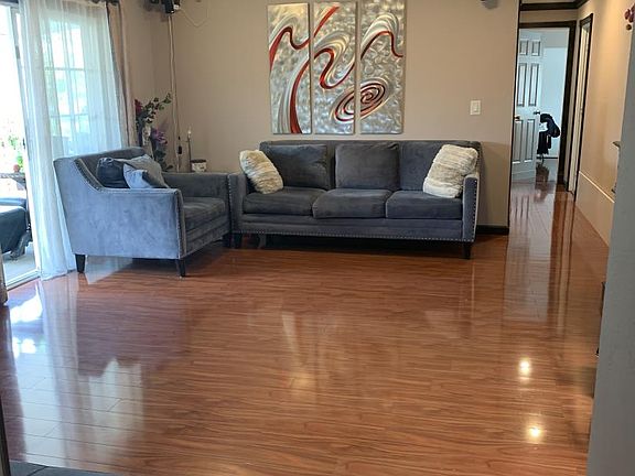 5th image of 2733 Whispering Hills Dr #2733