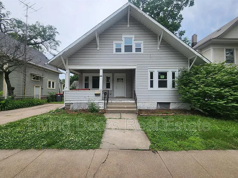 1 bed, 1.0 bath, $800 — Photo 3