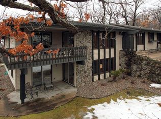 7108 Valley View Rd, Edina, MN 55439