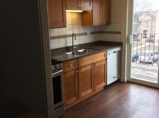 404 Inland Dr APT 3B, Wheeling, IL 60090