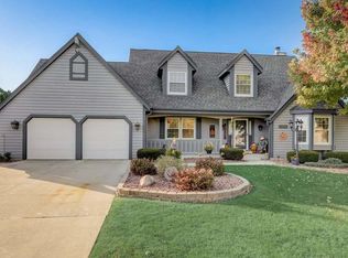 5408 Count Dr, Racine, WI 53402