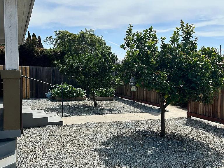 3820 Florence St — Photo 4