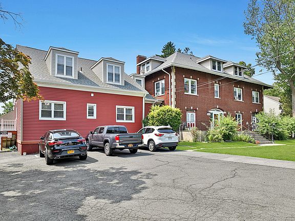 3rd image of 12 Lincoln Pl #1A