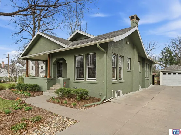 3250 S 31st St, Lincoln, NE 68502
