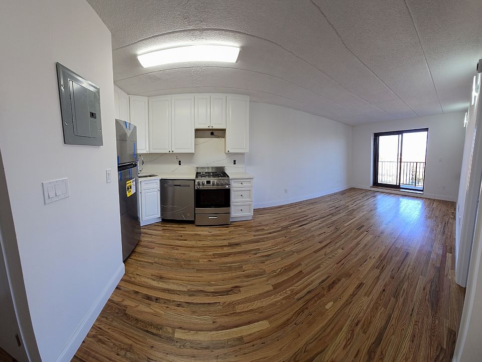 1st image of 143-51 Roosevelt Ave #9H