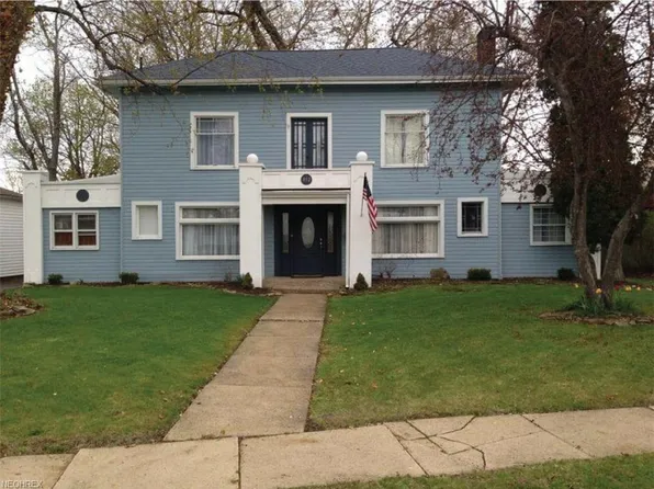 152 Grove Dr, Cortland, OH 44410