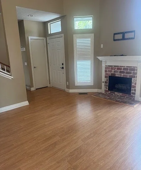 1018 Gilbert Ln — Photo 3