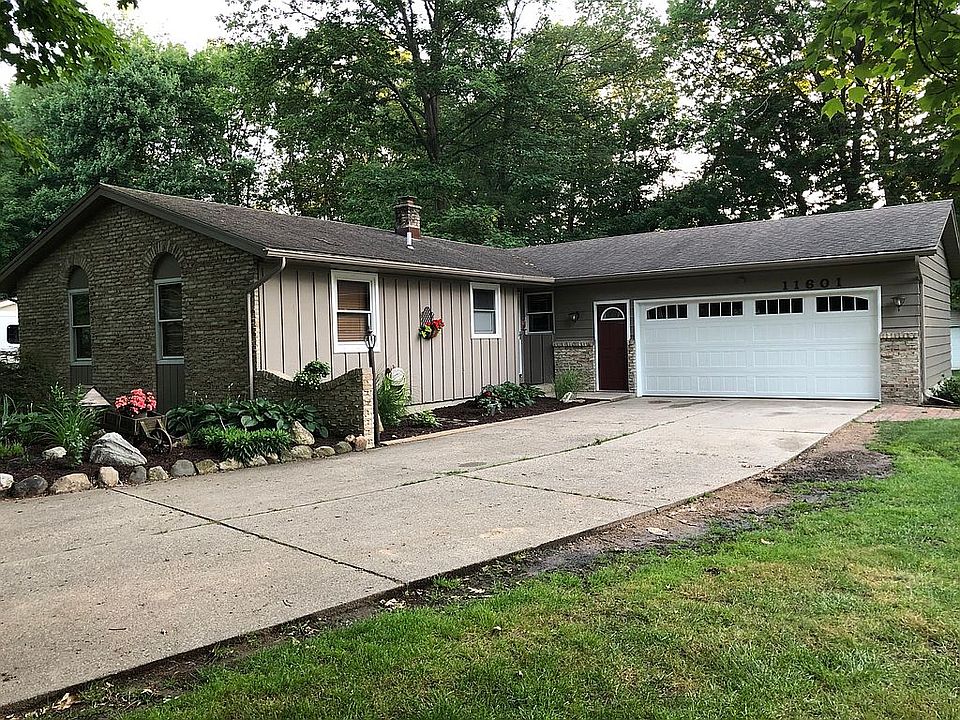 1st image of 11601 Woodgate Dr NW
