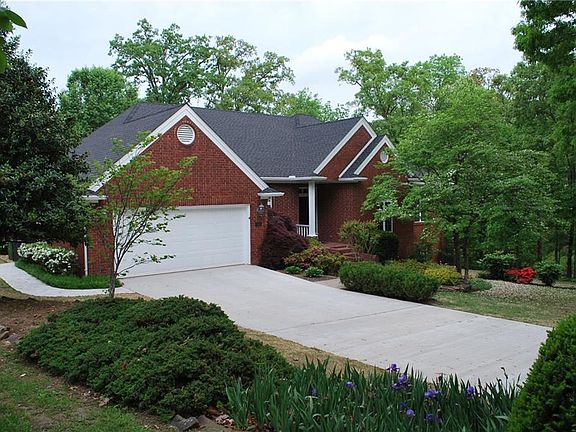 2nd image of 1810 S Prestwick Pl