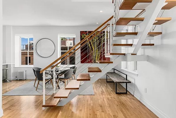 1st image of 99 Bank St Unit 5DE/6D