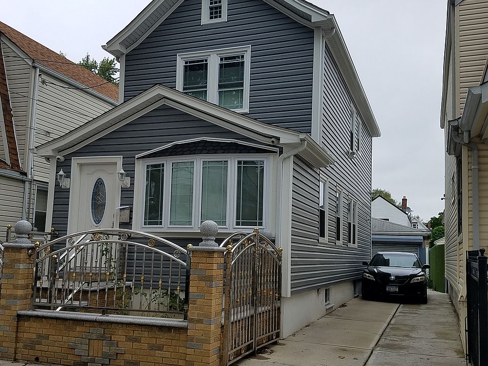 1st image of 9721 133rd St