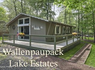 1004 Canoochee Ct, Lake Ariel, PA 18436