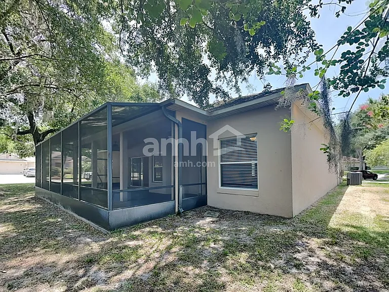 1601 Shadowood Ct — Photo 20