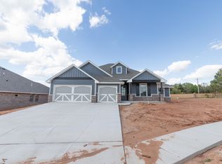 9017 Stark St, Edmond, OK 73007