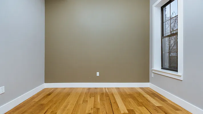 Rented by Nooklyn NYC LLC | media 8