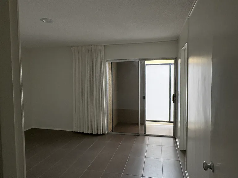 1167 W Duarte Rd #12 — Photo 5