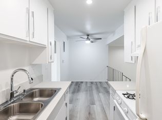 1025 9th St #7, Santa Monica, CA 90403