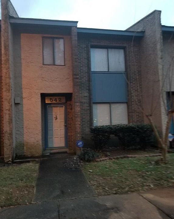 1st image of 542 Winston Dr
