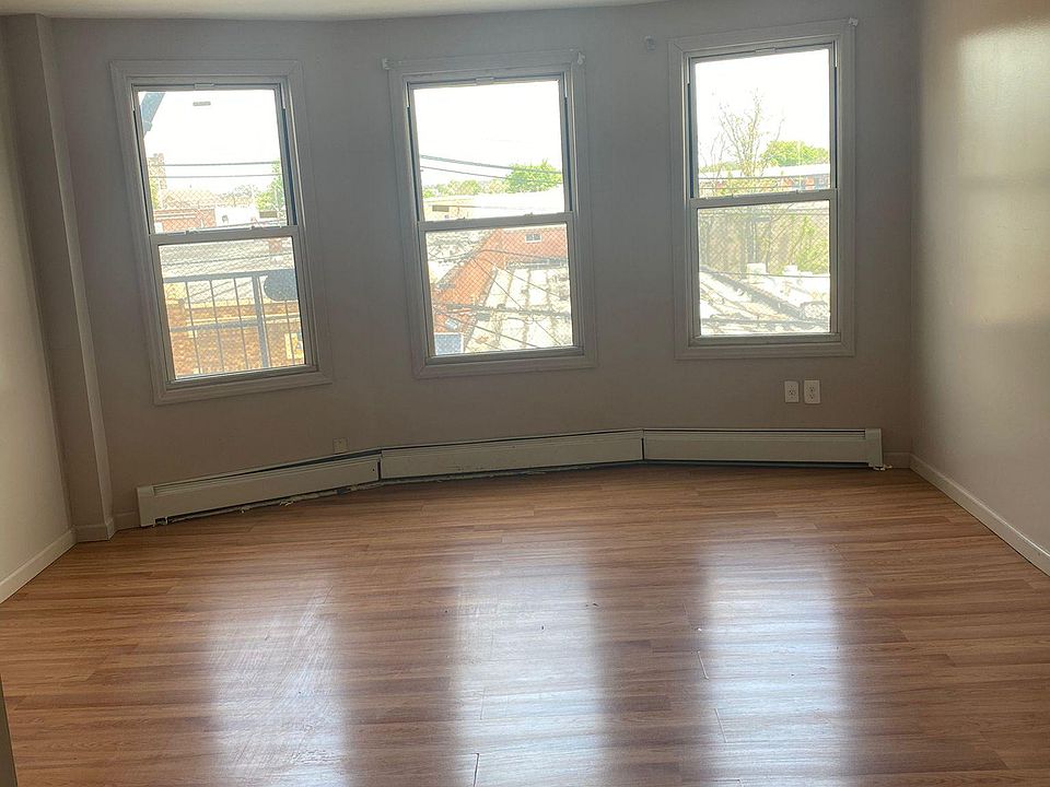 2nd image of 248 Park Ave APT 3A