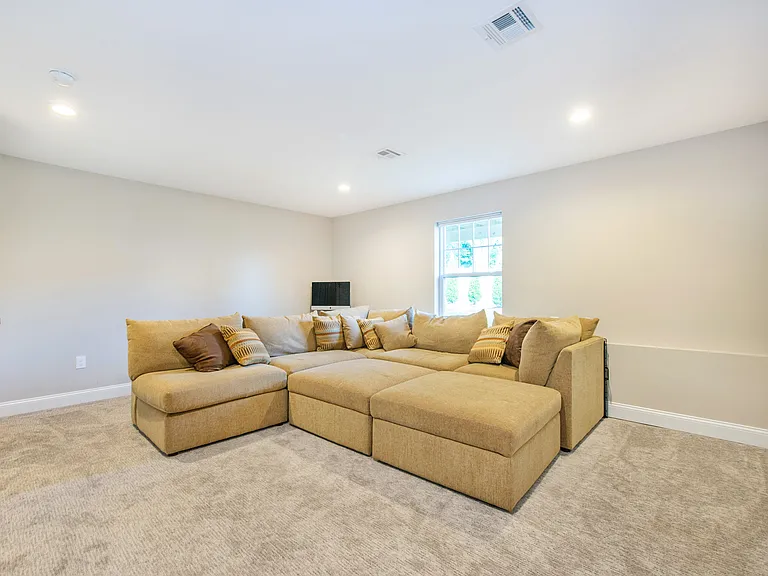 6 Elm St #10 — Photo 14