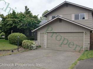 788 N 70th St, Springfield, OR 97478