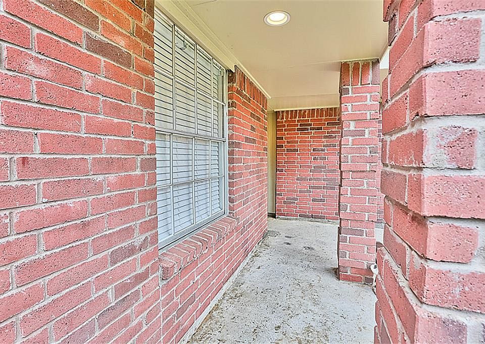 1st image of 19519 Horden Creek Dr