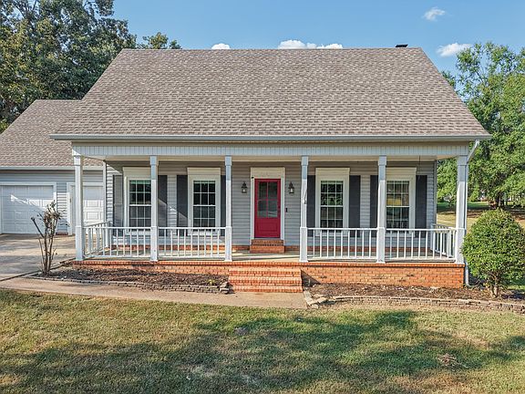 2nd image of 2802 Scenic Lake Dr
